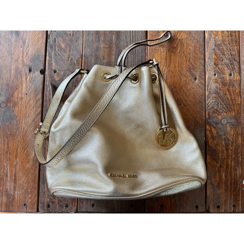 Michael Kors Gold Leather Jules Draw String Bucket Purse 2000s Y2K Blingy Flashy